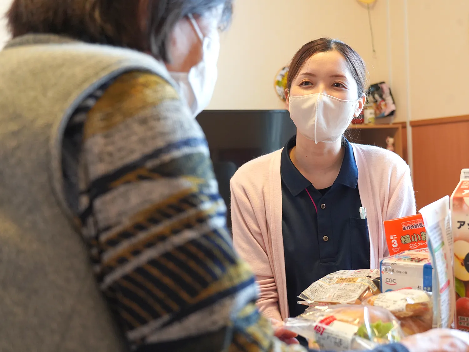 いなほの郷で働くスタッフの様子